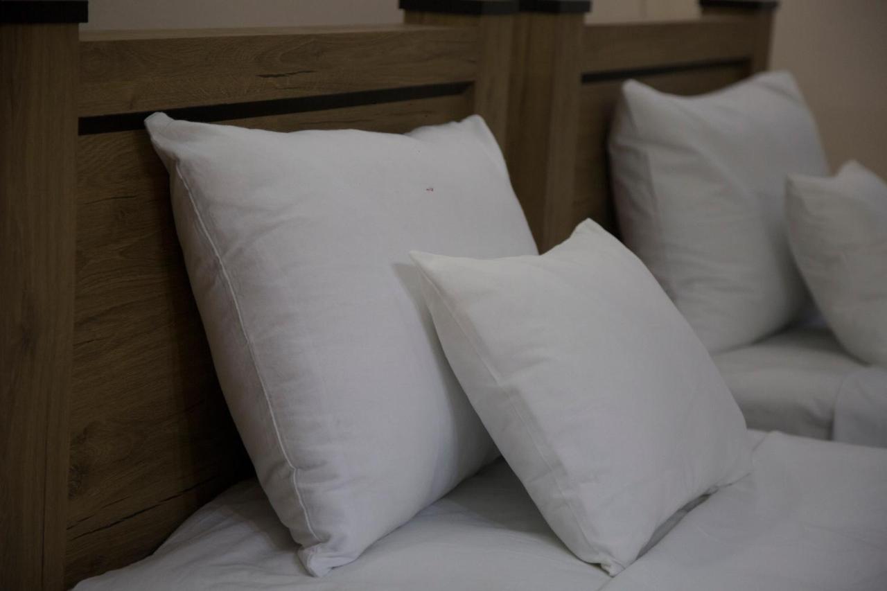 Log Inn Boutique Hotel Tbilisi Buitenkant foto