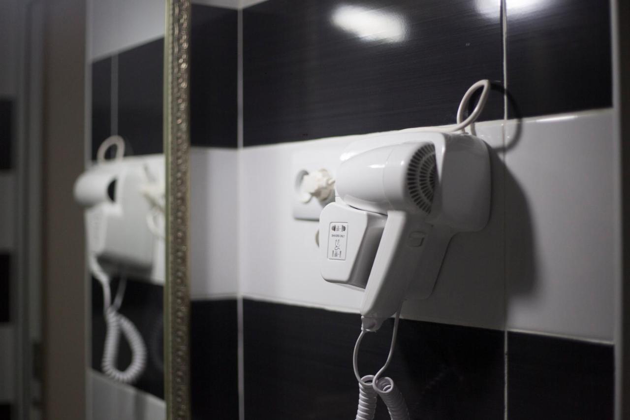 Log Inn Boutique Hotel Tbilisi Buitenkant foto